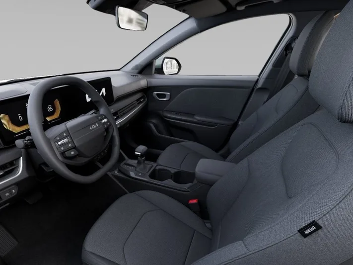2026 Kia K4 - view 17