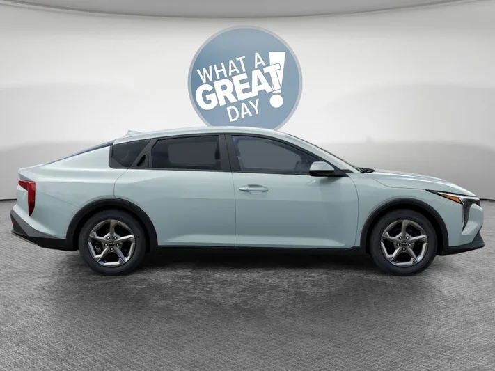 2026 Kia K4 - view 7