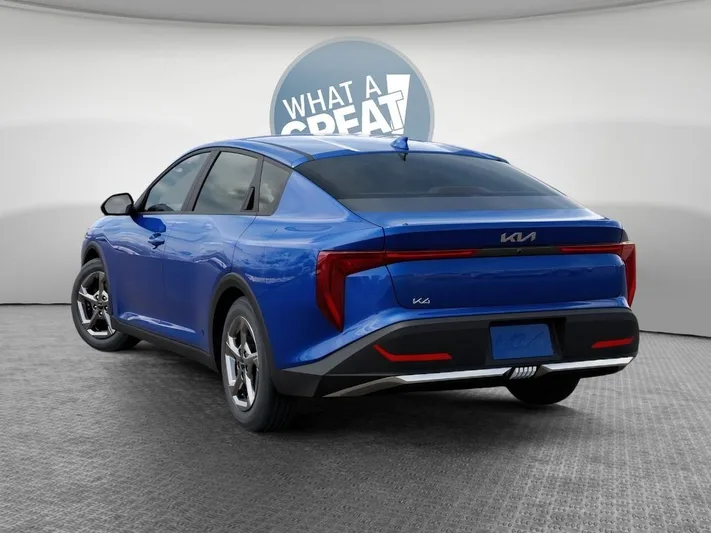 2026 Kia K4 - view 4