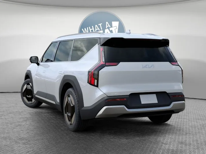 2026 Kia EV9 - view 4