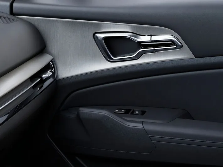 2026 Kia Sportage - view 25