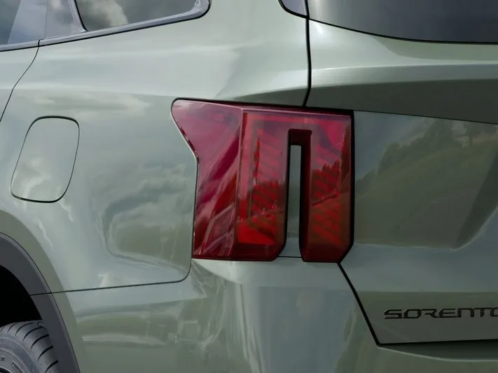 2026 Kia Sorento - view 10