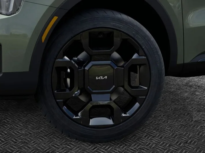 2026 Kia Sorento - view 8