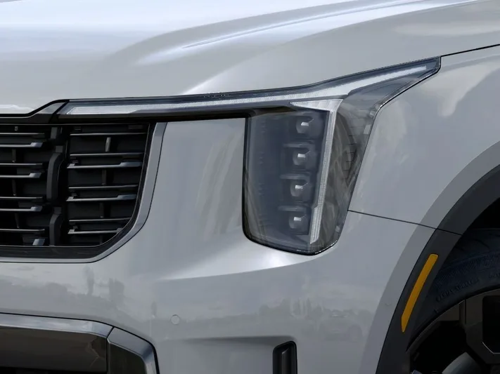 2026 Kia Sorento - view 10