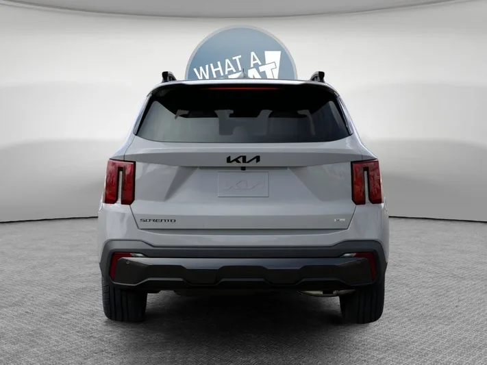 2026 Kia Sorento - view 13