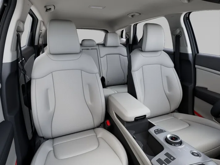 2026 Kia Sportage - view 15