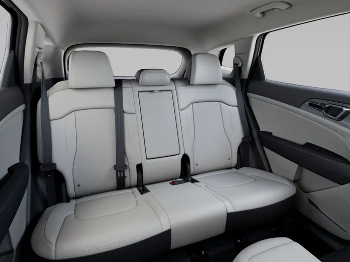 2026 Kia Sportage - view 16