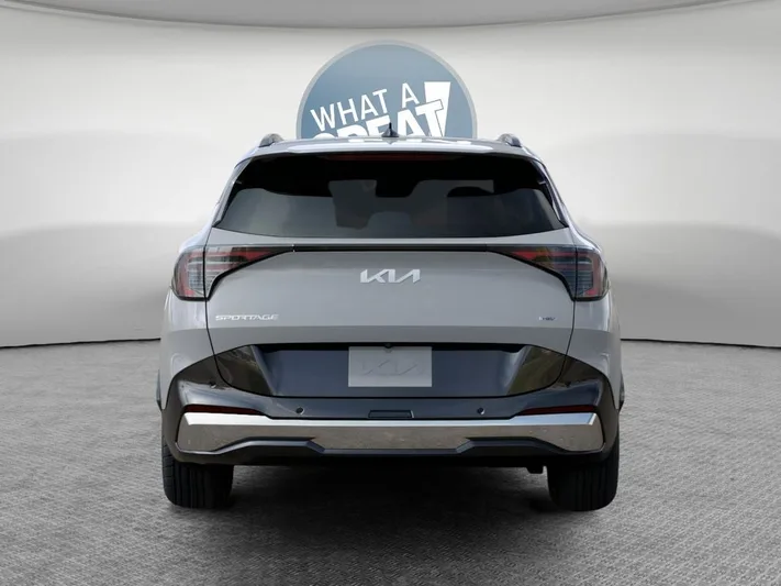 2026 Kia Sportage - view 13