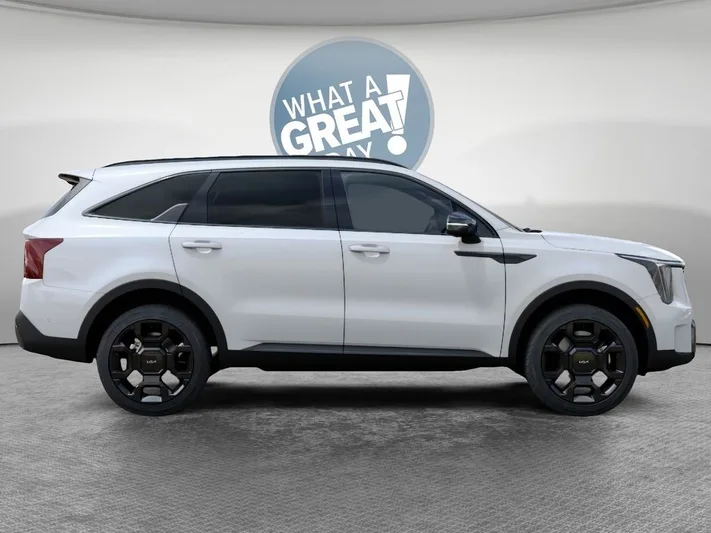 2026 Kia Sorento - view 7