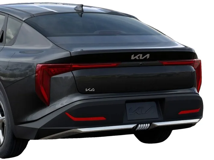 2026 Kia K4 - view 13