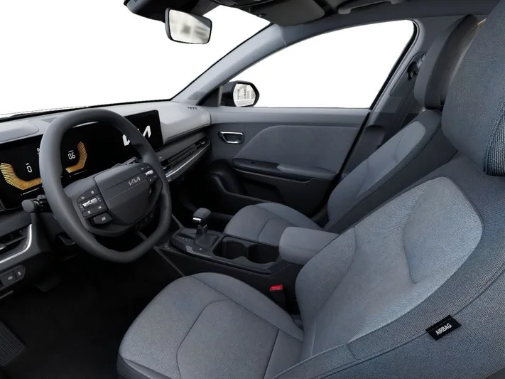 2026 Kia K4 - view 17