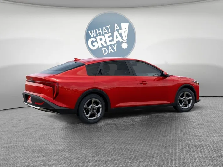 2026 Kia K4 - view 6