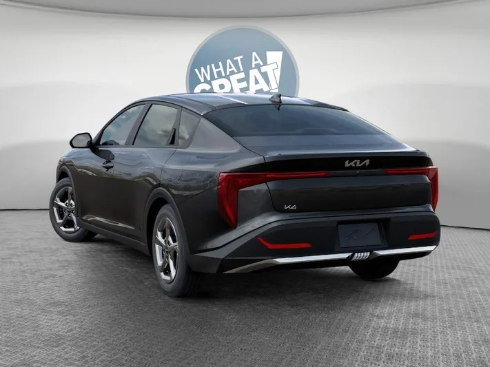 2026 Kia K4 - view 3