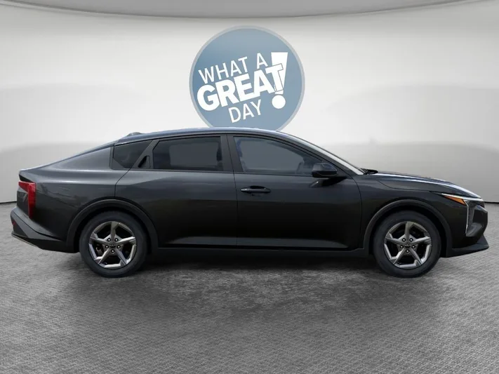2026 Kia K4 - view 6