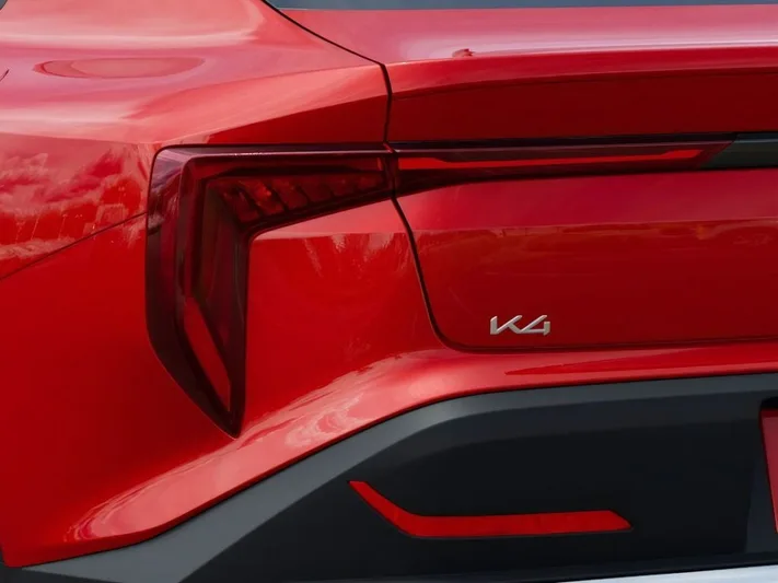 2026 Kia K4 - view 11