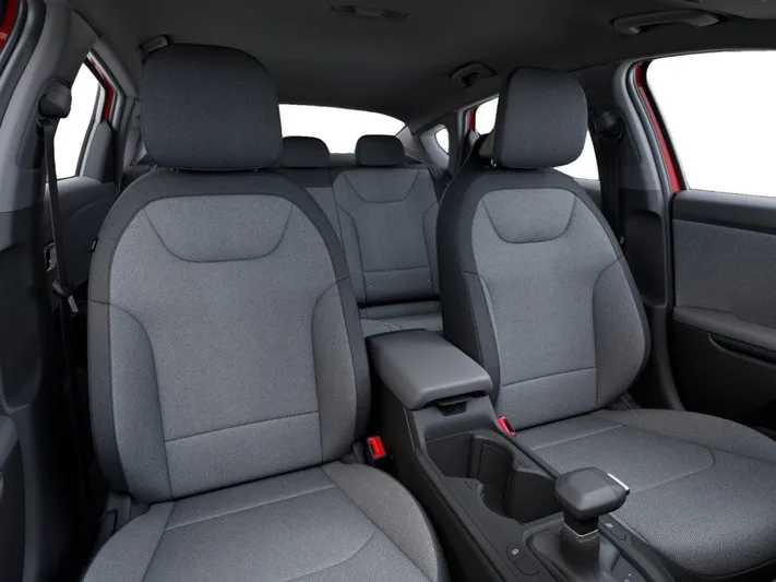 2025 Kia K4 - view 15