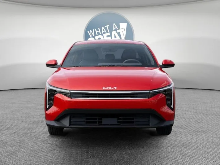 2025 Kia K4 - view 2