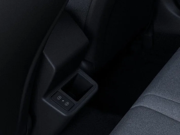 2025 Kia K4 - view 26