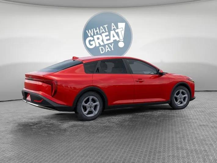 2025 Kia K4 - view 6