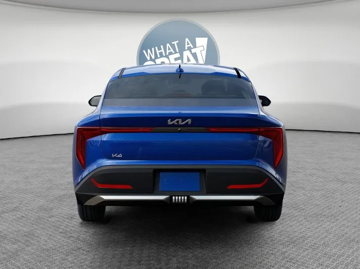 2025 Kia K4 - view 5