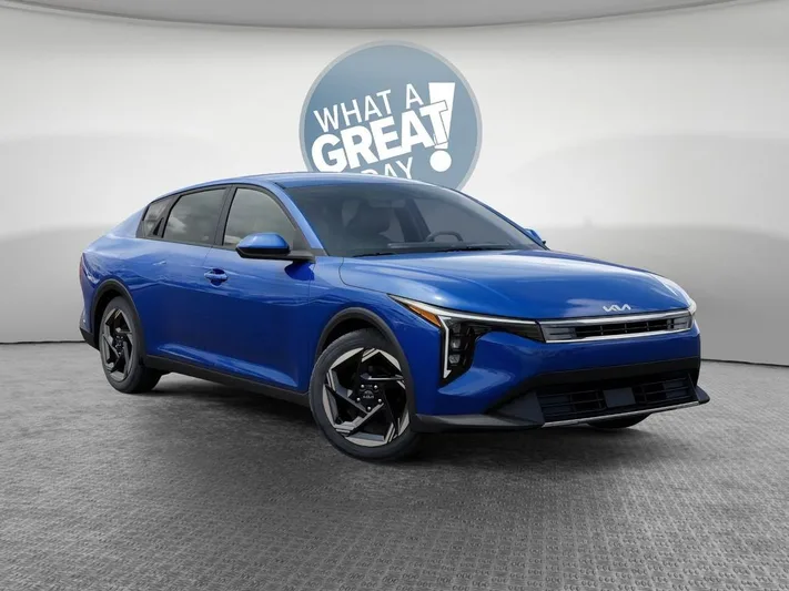 2025 Kia K4 - view 8