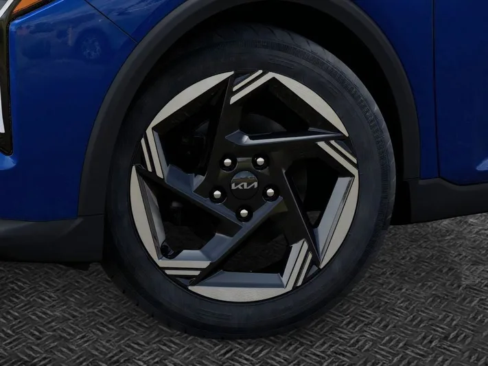 2025 Kia K4 - view 9