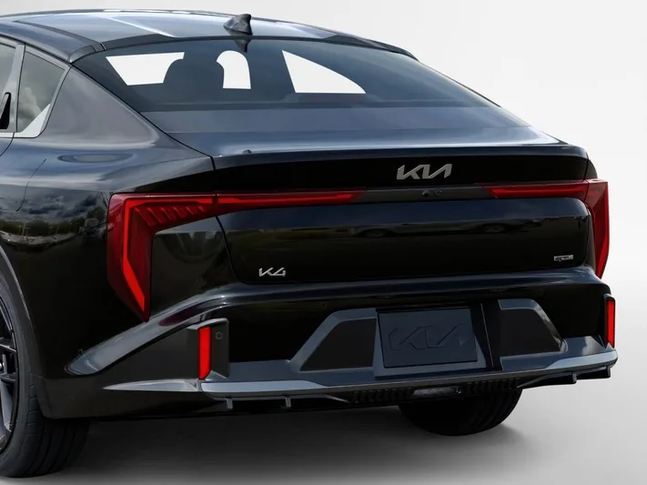 2026 Kia K4 - view 13