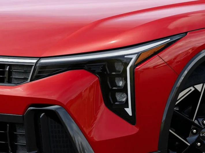 2025 Kia K4 - view 10