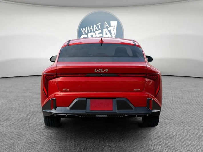 2025 Kia K4 - view 13