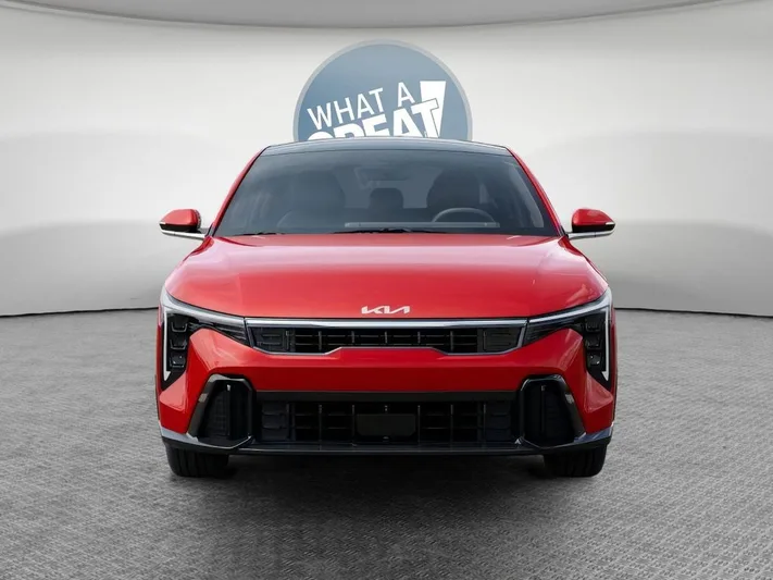 2025 Kia K4 - view 2
