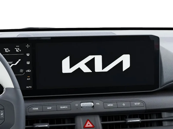 2025 Kia K4 - view 20