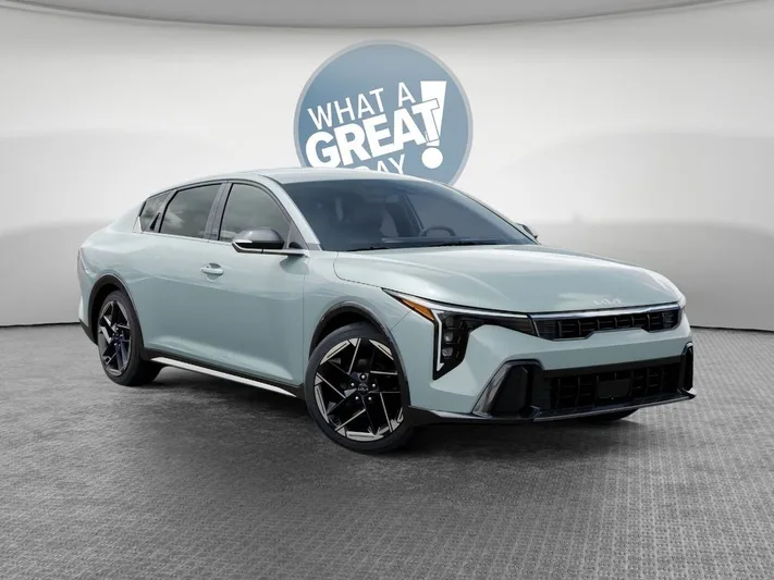2026 Kia K4 - view 8