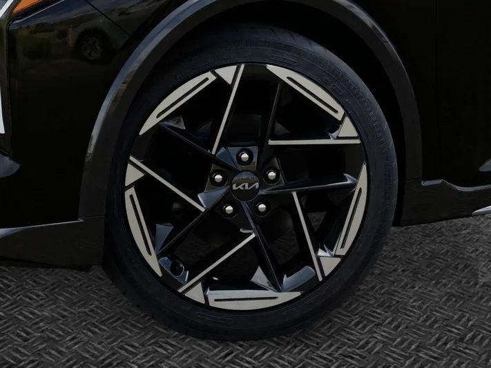 2026 Kia K4 - view 9
