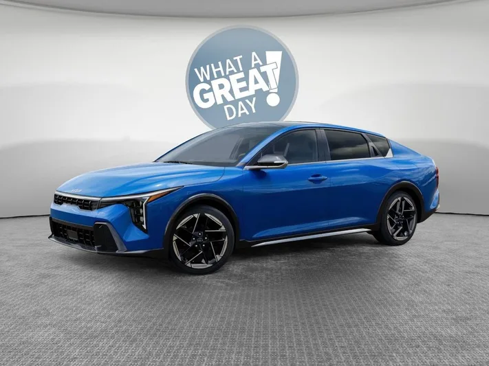 2026 Kia K4 - view 3