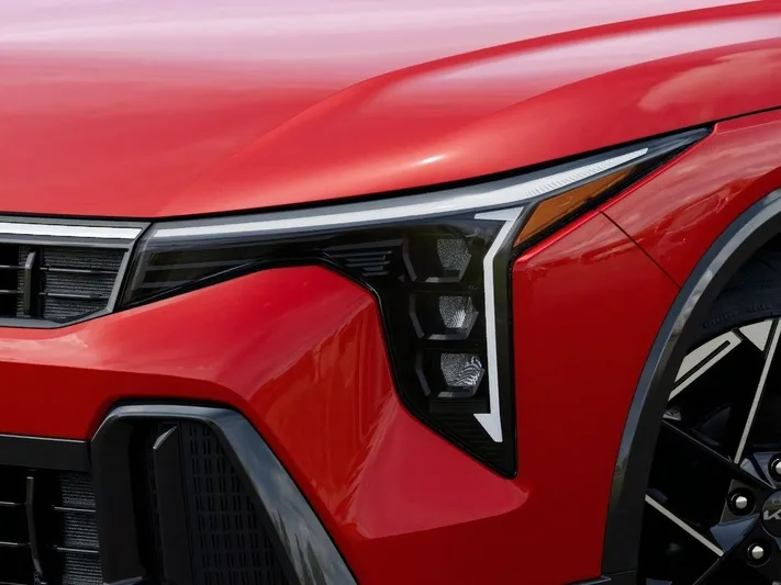 2026 Kia K4 - view 10