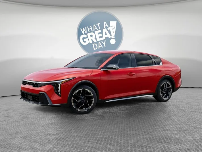 2026 Kia K4 - view 3