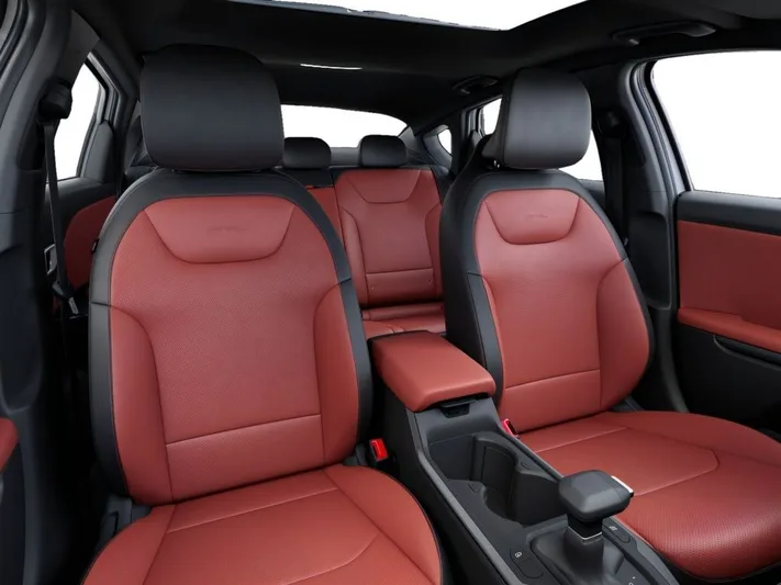 2026 Kia K4 - view 4