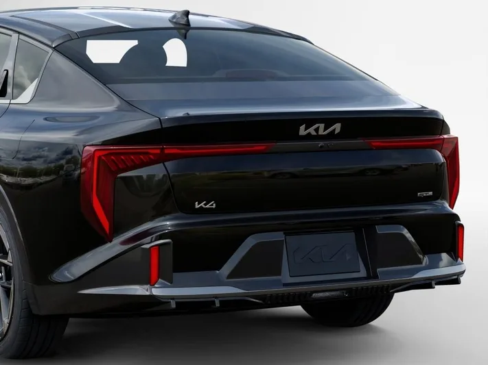 2026 Kia K4 - view 13