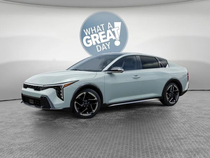 2026 Kia K4 - view 3