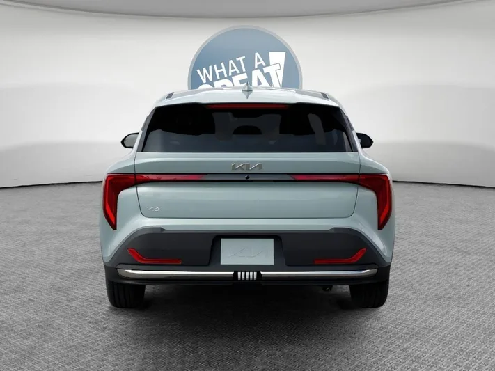 2026 Kia K4 - view 5