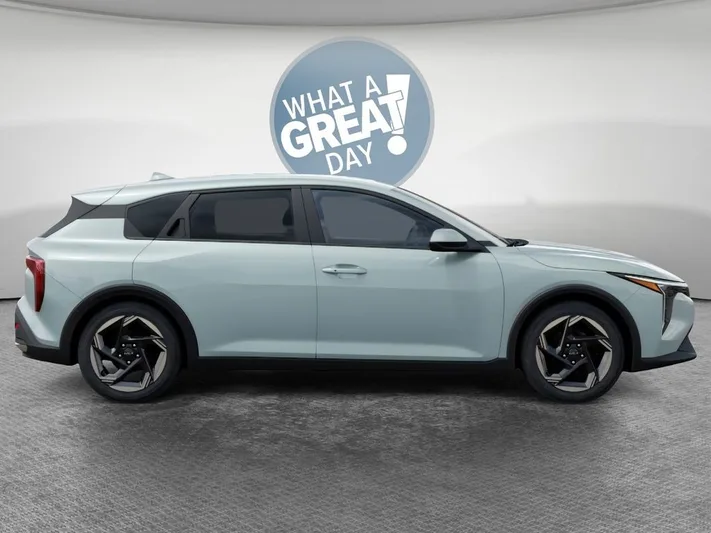2026 Kia K4 - view 7