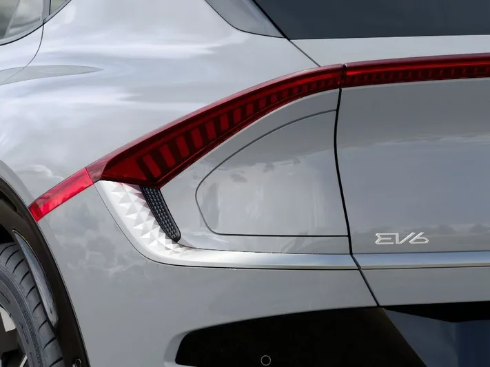 2026 Kia EV6 - view 11