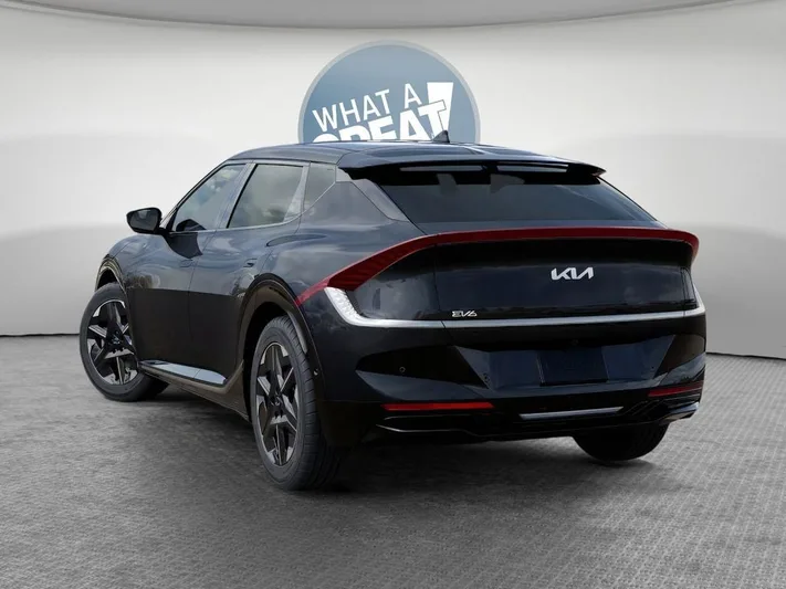 2025 Kia EV6 - view 4