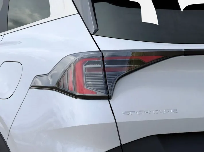 2026 Kia Sportage - view 11