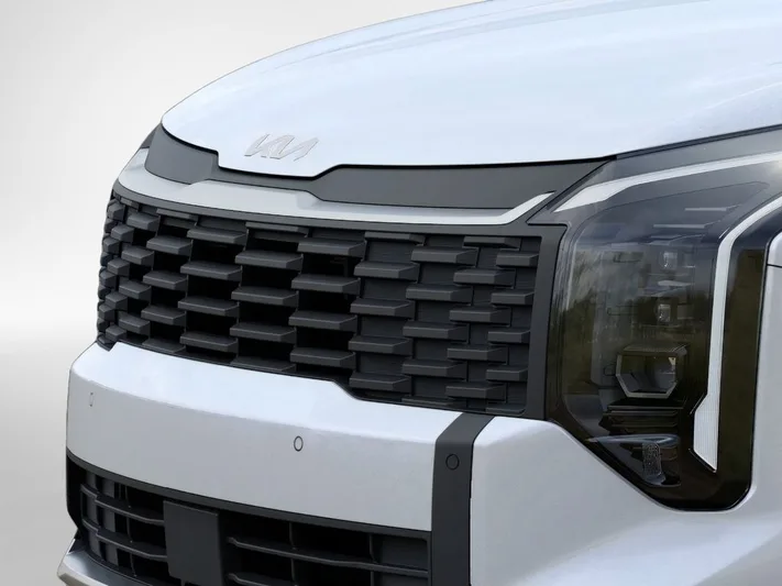 2026 Kia Sportage - view 12