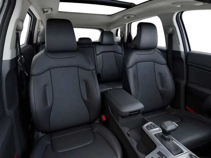 2026 Kia Sportage - view 15