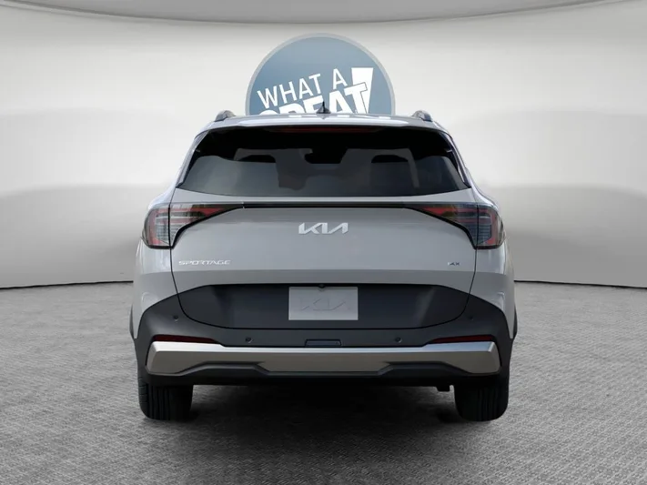 2026 Kia Sportage - view 13