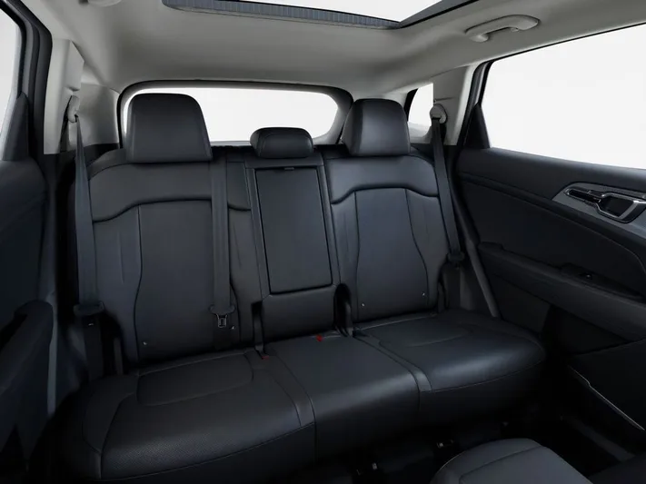 2026 Kia Sportage - view 16