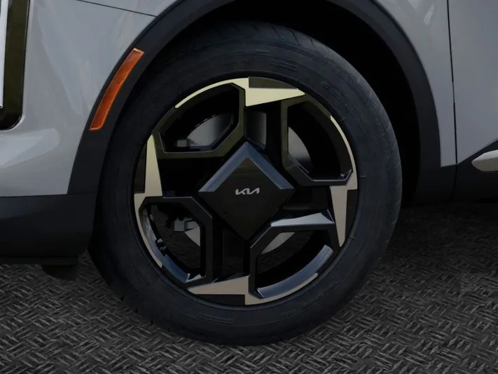 2026 Kia Sportage - view 9