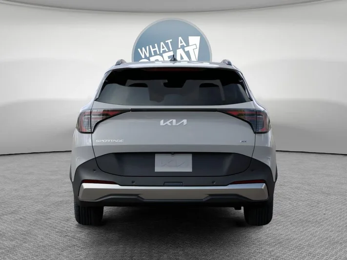 2026 Kia Sportage - view 13